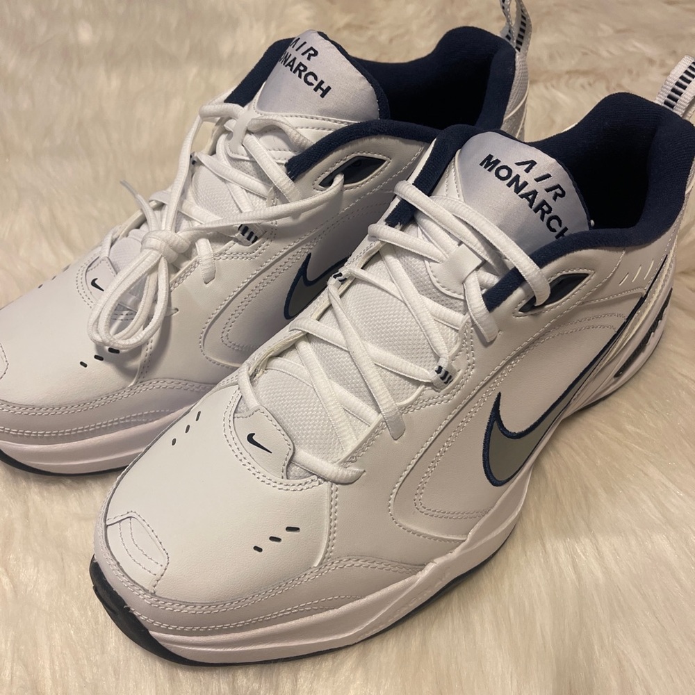 New Nike Air Monarch IV Men's Sneakers White Navy Silver Size 13D